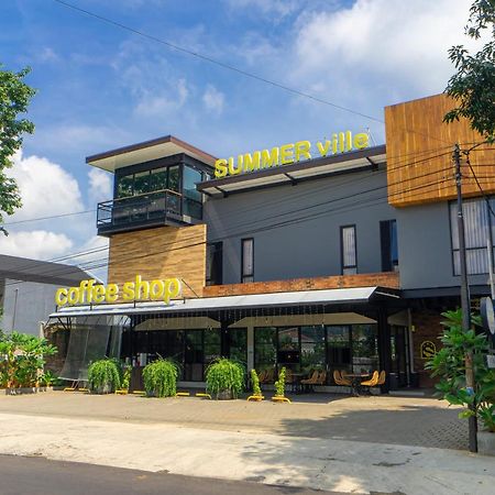 Hotel Summerville Majalengka Exterior foto